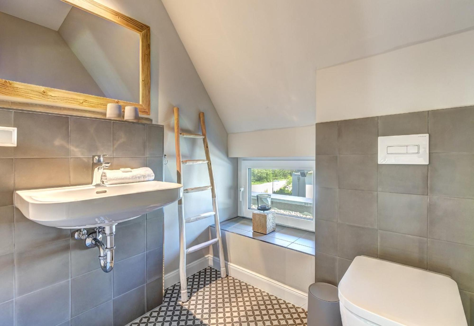 Ferienhaus Lodino Lodge Mit Sauna Und Kamin Loddin Exteriör bild